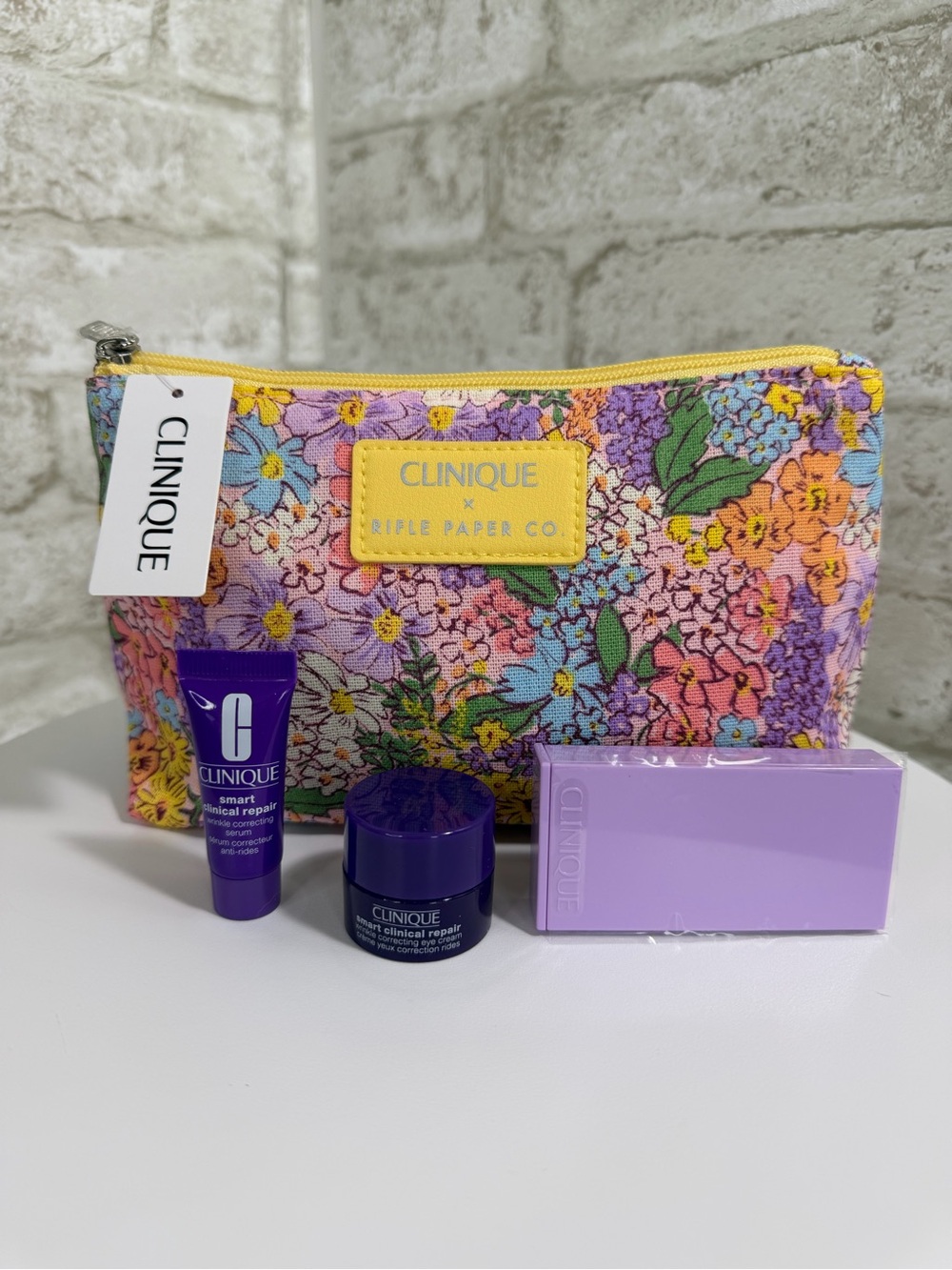 Clinique x Rifle Paper Co Purple Smart Clinical Repair Skincare Set Eyeshadow